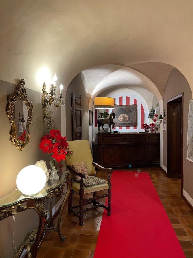 Castello San Giuseppe - Historical Bed And Breakfast Chiaverano Eksteriør billede