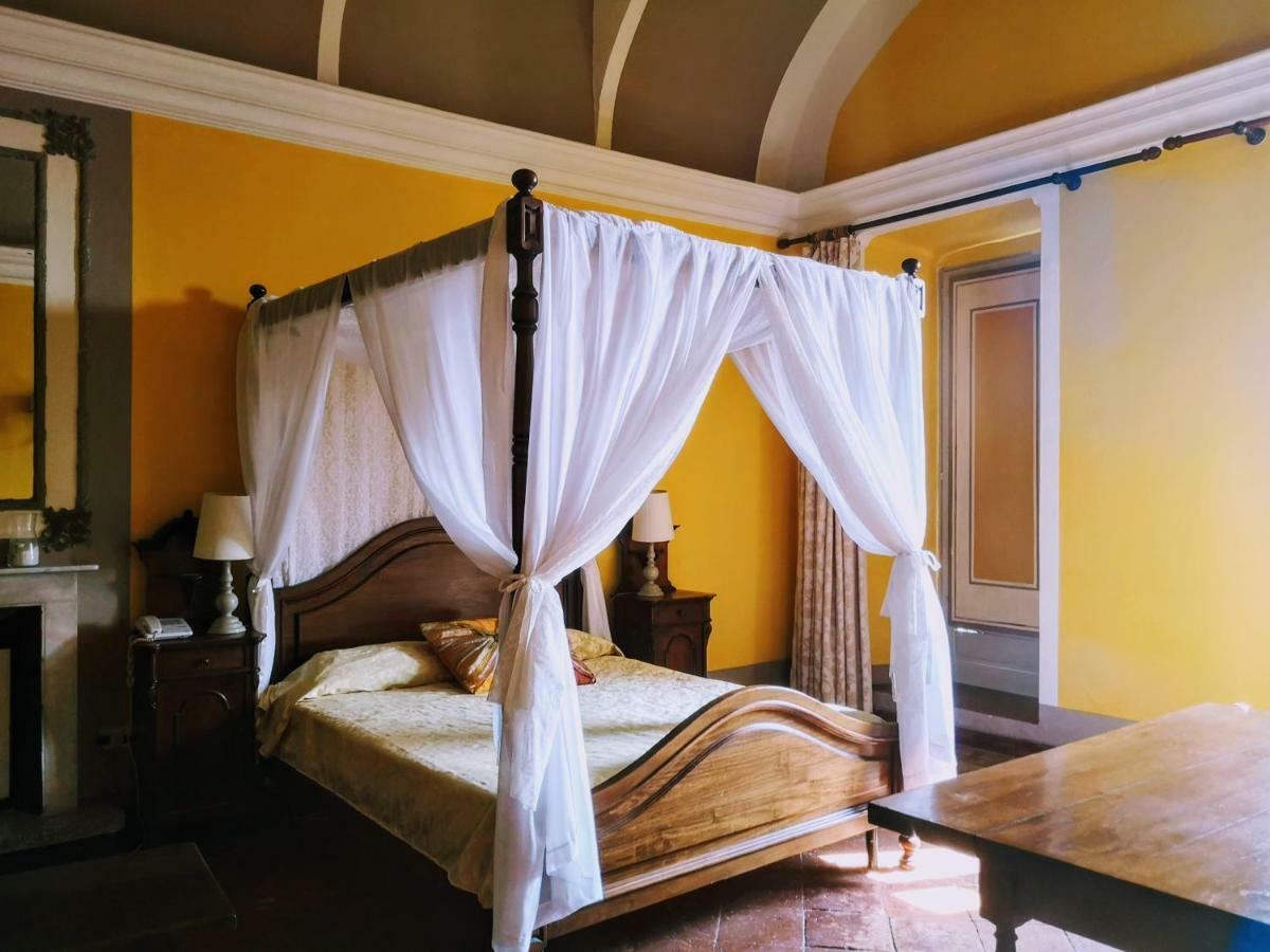 Castello San Giuseppe - Historical Bed And Breakfast Chiaverano Eksteriør billede