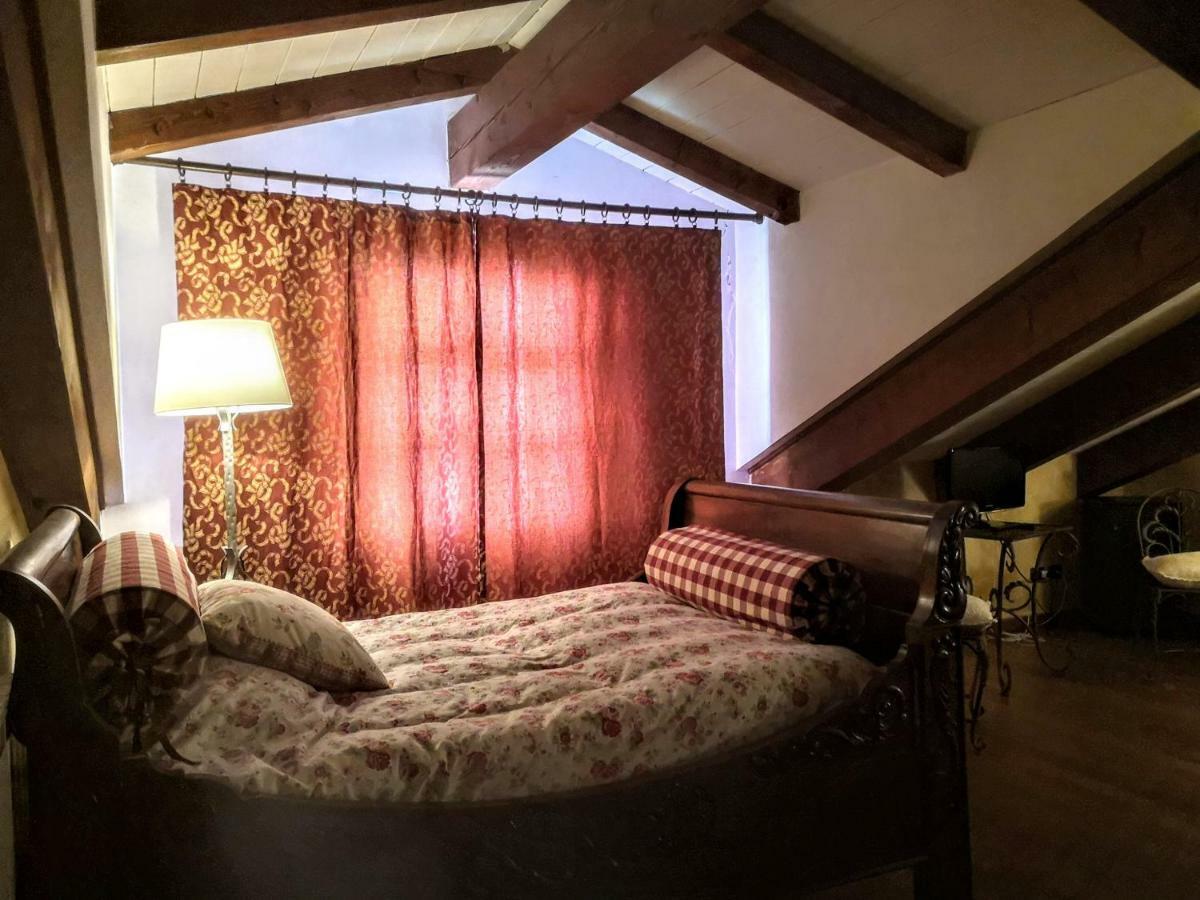 Castello San Giuseppe - Historical Bed And Breakfast Chiaverano Eksteriør billede